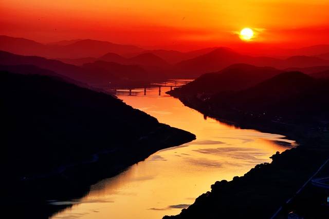 river-593021_640.jpg